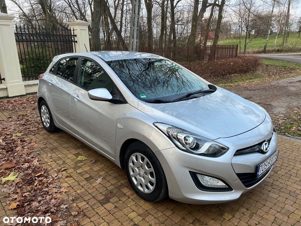 Hyundai i30 1.4 Comfort - 13