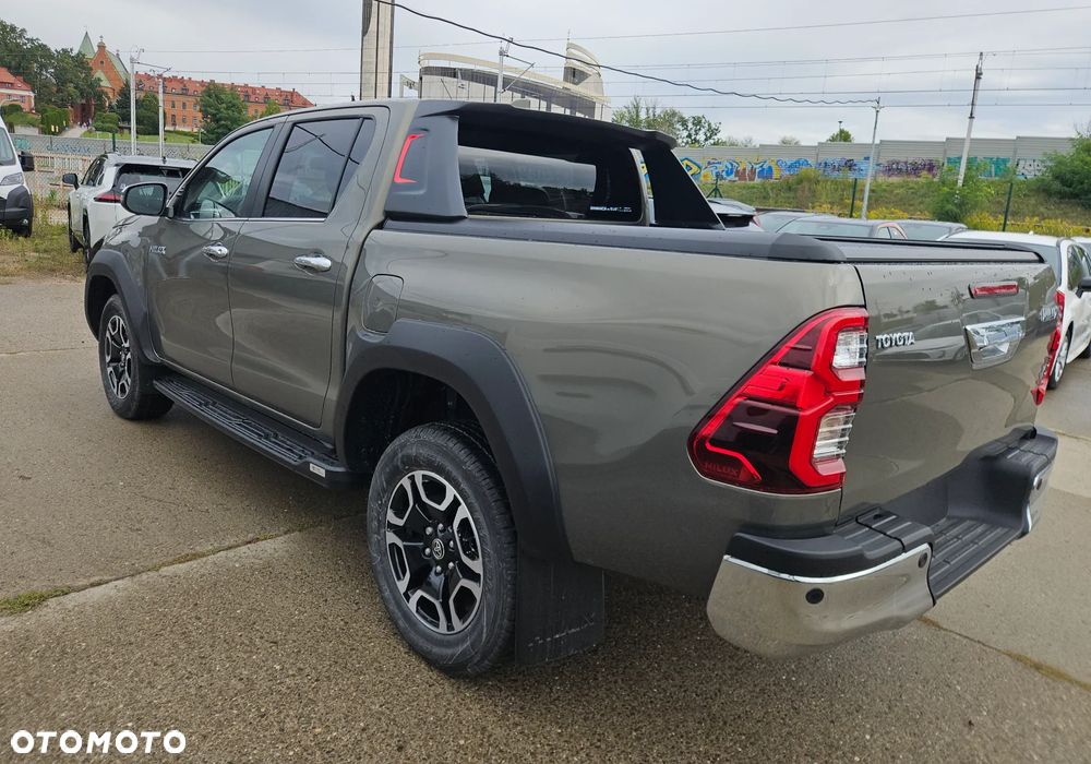 Toyota Hilux 2.8 D-4D mHEV Double Cab Executive 4x4 - 11