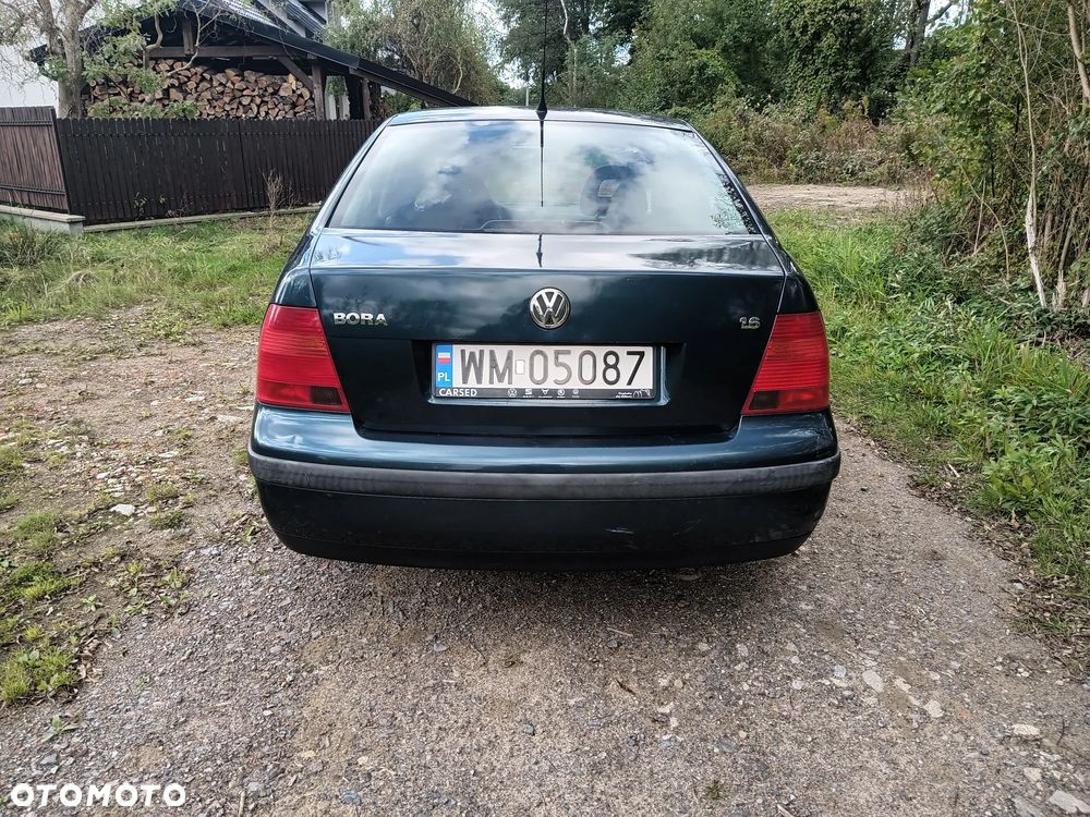 Volkswagen Bora 1.6 - 5
