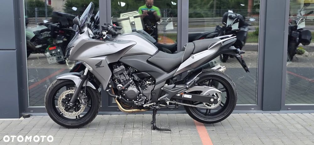 Honda CBF - 22