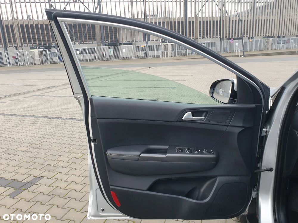 Kia Sportage 1.6 GDI 2WD Dream-Team Edition - 20