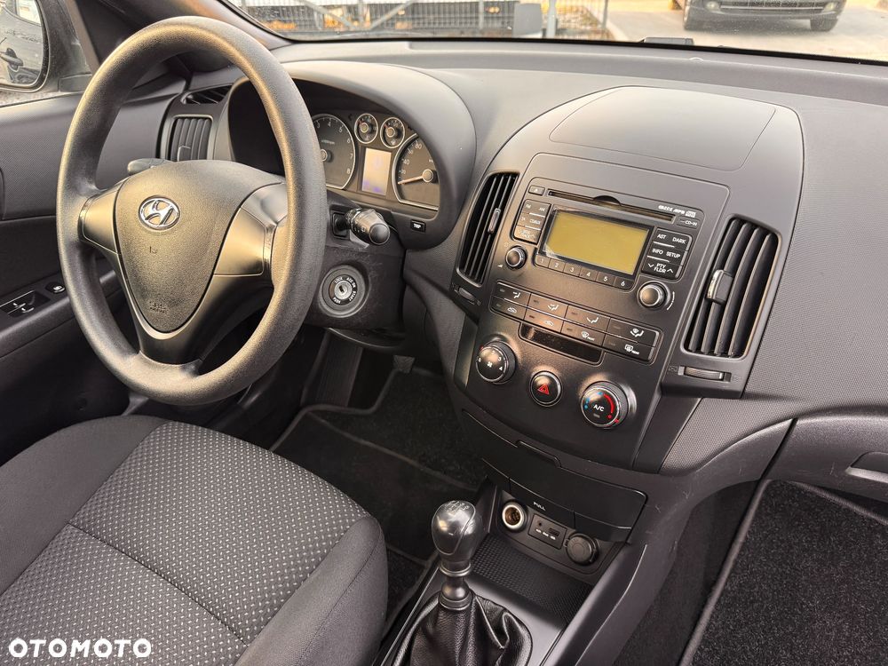 Hyundai i30 1.4 Edition Plus - 19