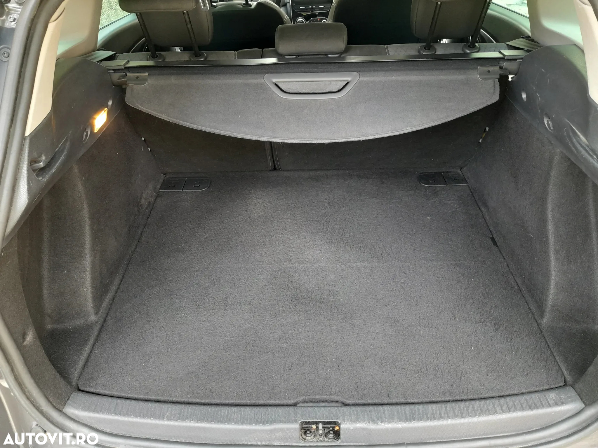 Renault Clio (Energy) dCi 90 Start & Stop INTENS - 24