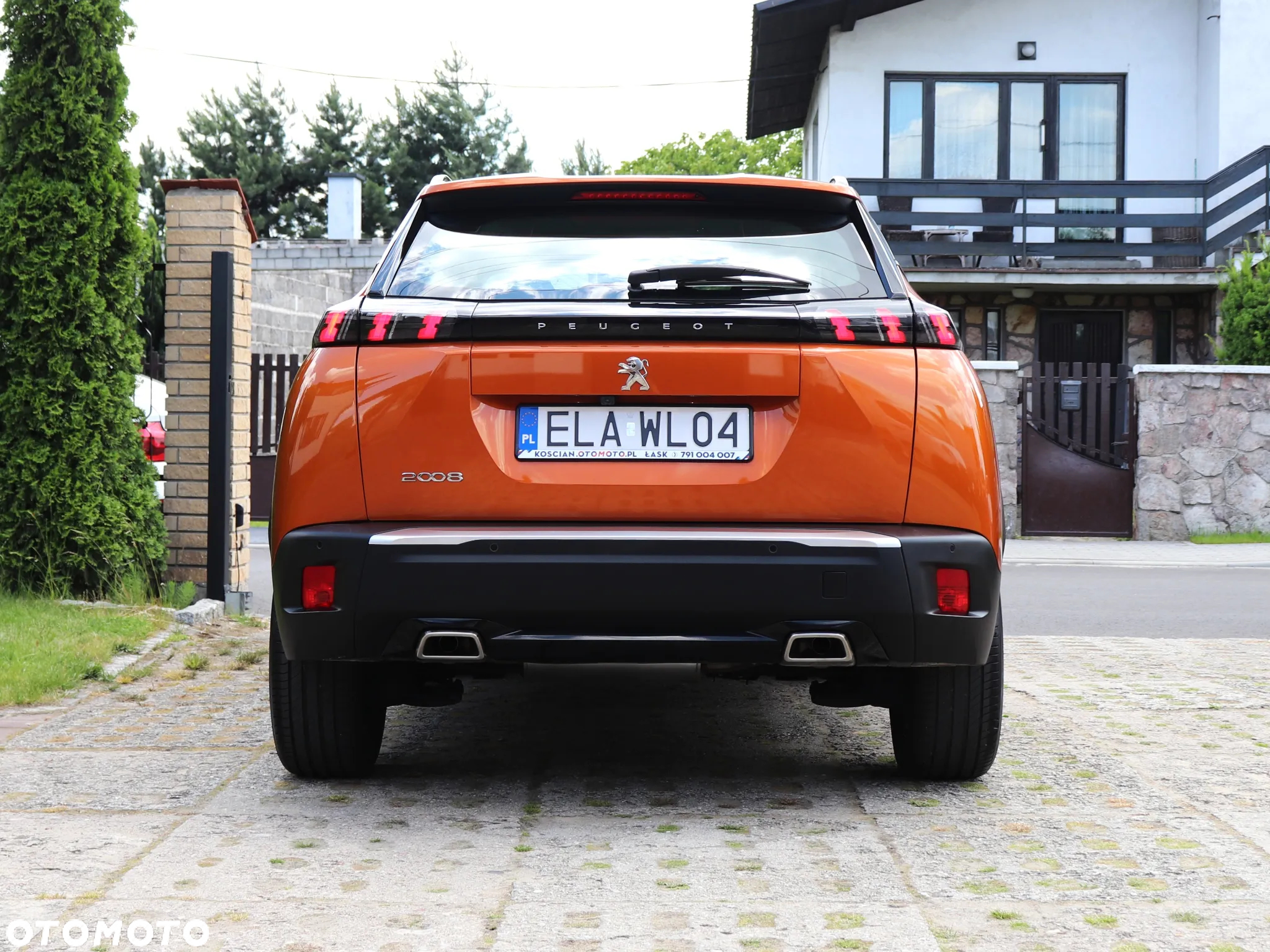 Peugeot 2008 1.2 PureTech Allure S&S - 12