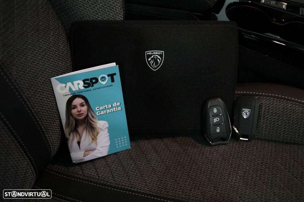 Peugeot 208 1.2 PureTech Allure - 30