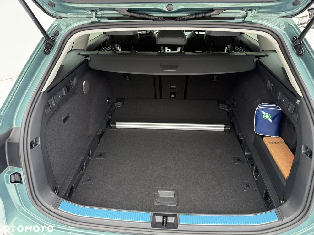 Volkswagen Passat Variant 1.5 TSI EVO Business DSG - 16