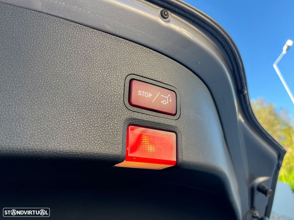 Mercedes-Benz CLA 45 AMG 4Matic 7G-DCT Orange Art Edition - 43