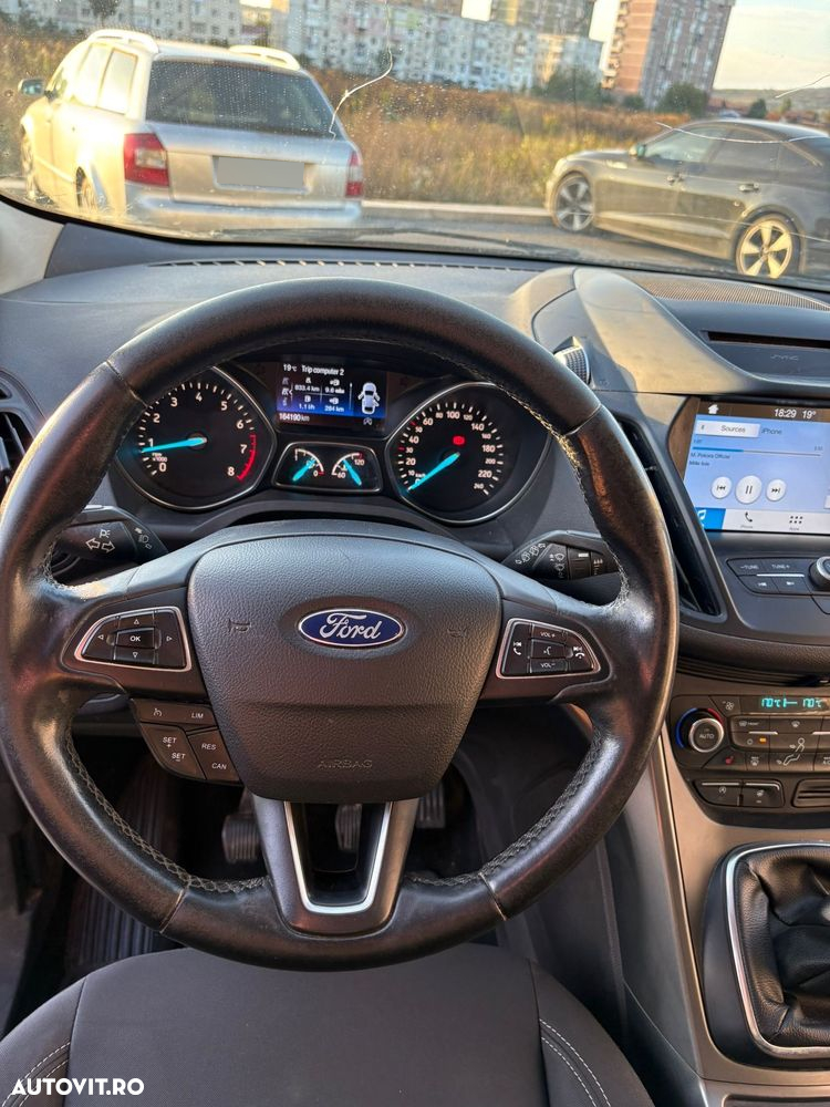 Ford Kuga 1.5 EcoBoost 2WD Trend - 11