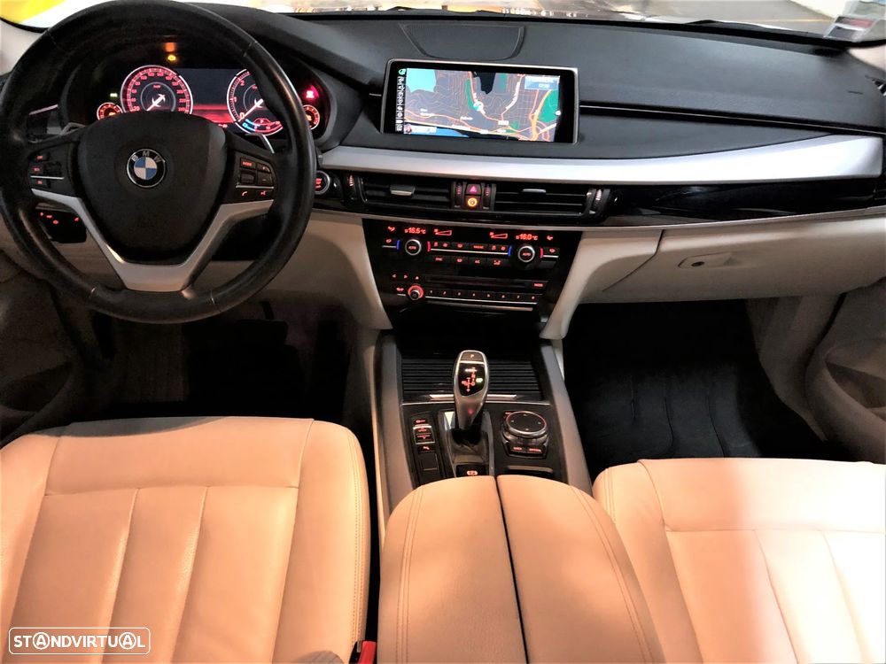 BMW X5 25 d sDrive Comfort 7L - 5