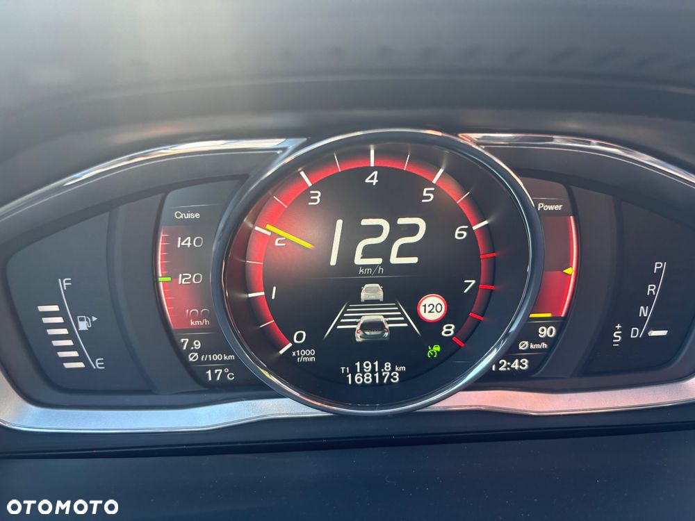 Volvo V60 Cross Country T5 Geartronic Summum - 17