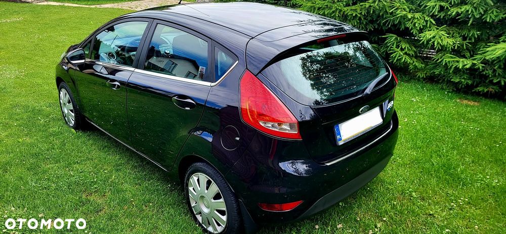 Ford Fiesta 1.25 Silver X plus EU5 - 21