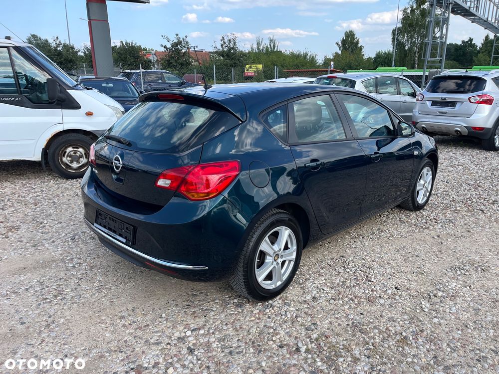 Opel Astra 1.6 Color Edition - 34