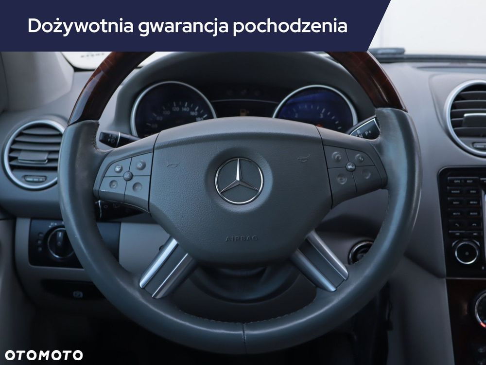 Mercedes-Benz ML - 17