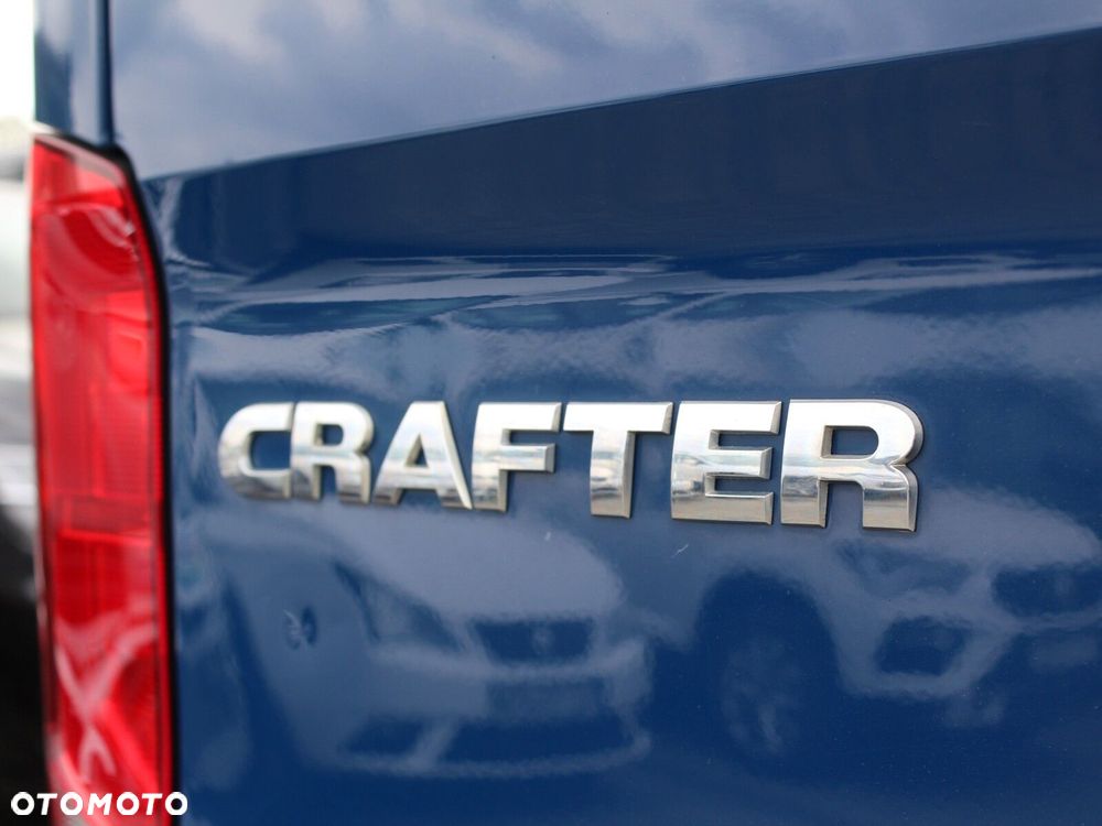 Volkswagen Crafter FURGON 3.640 35 2.0 TDI 140 KM 6-G - 22