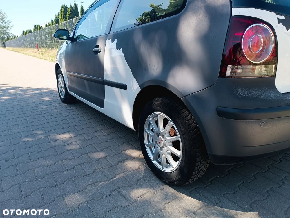 Volkswagen Polo 1.2 Comfortline - 33