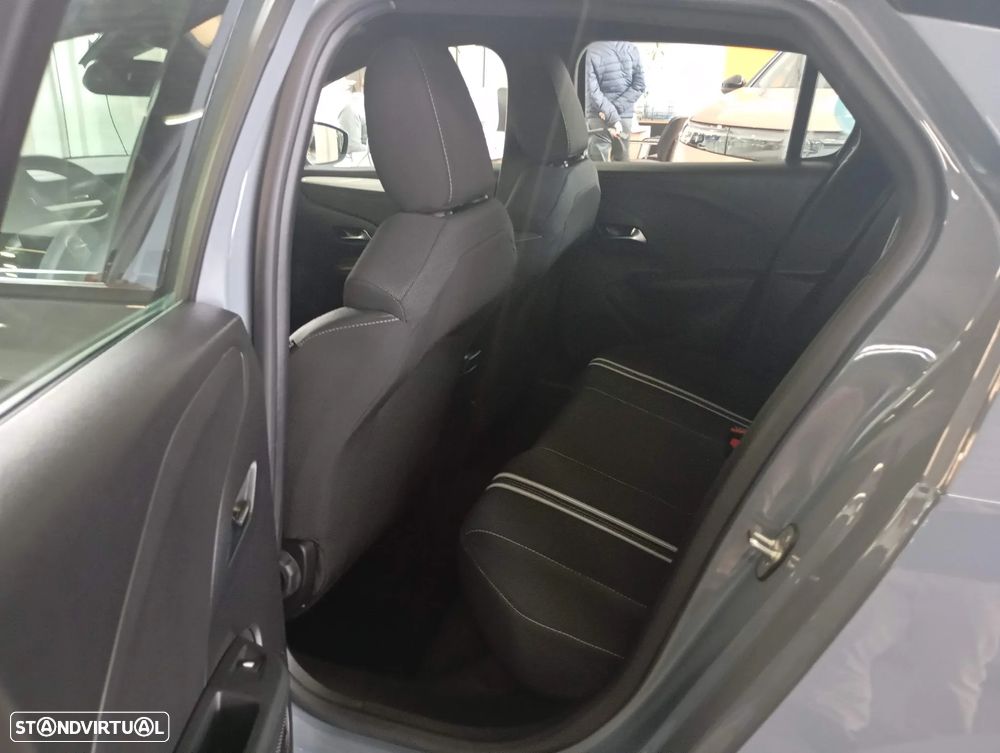 Opel Corsa 1.2 T Hybrid EdCT - 9