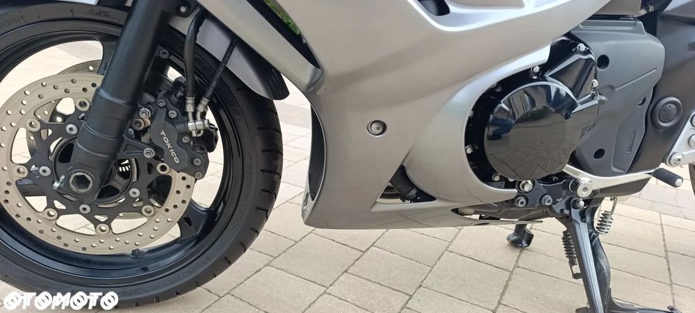 Suzuki GSX - 39