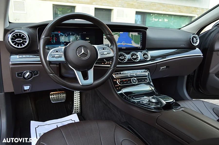 Mercedes-Benz CLS 350 d 4Matic 9G-TRONIC AMG Line - 4