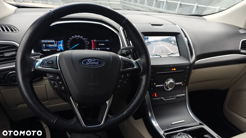 Ford Edge 2.0 EcoBlue Twin-Turbo 4WD Titanium - 25