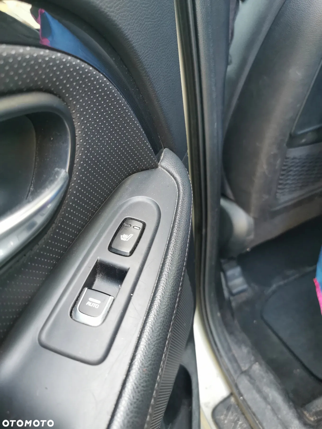 Kia Carens 1.6 GDI L - 9