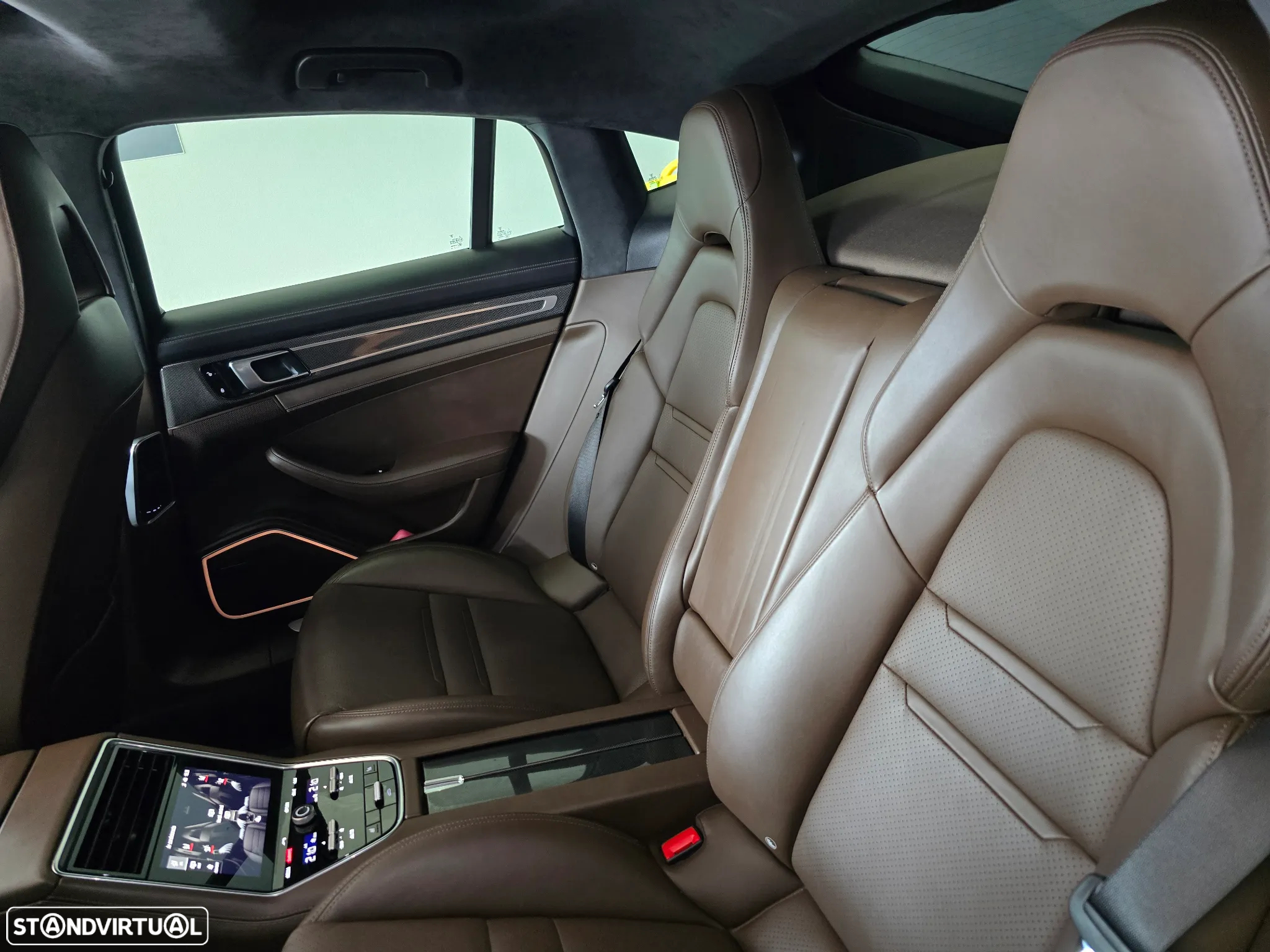 Porsche Panamera 4 E-Hybrid Executive - 47