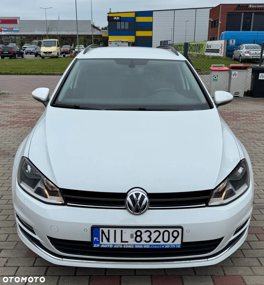 Volkswagen Golf - 5