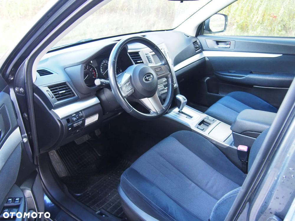 Subaru Outback 2.5i Lineartronic Active - 10