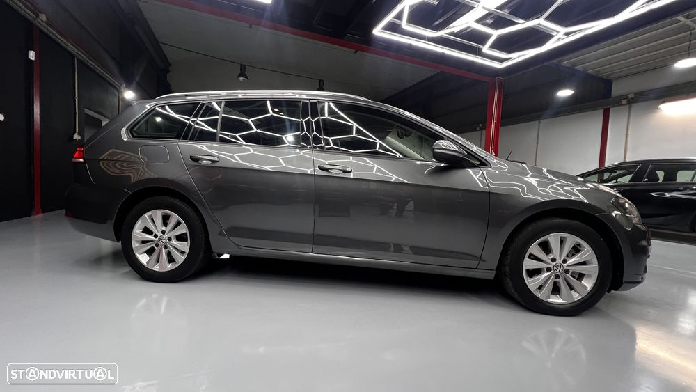 VW Golf Variant 1.6 TDi Confortline - 35