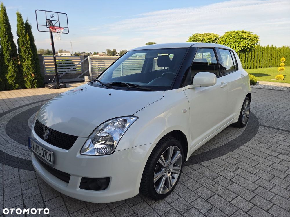 Suzuki Swift - 12