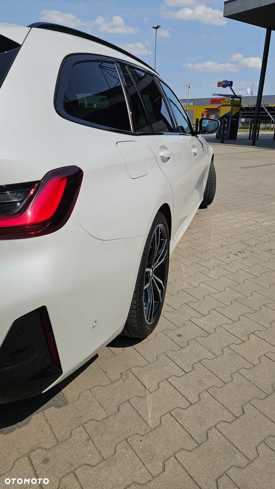 BMW Seria 3 320d xDrive mHEV M Sport - 16
