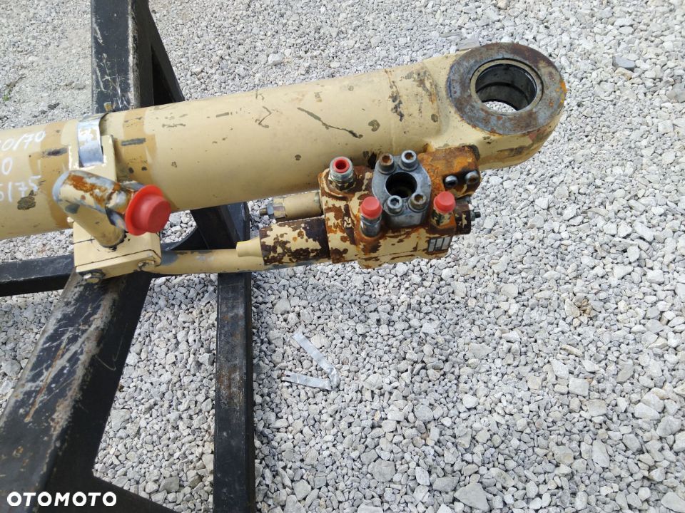 Siłownik Cat Caterpillar M 315 318 320 322 323 330 [D-155 S1-80 S2-70 T-80] - 3