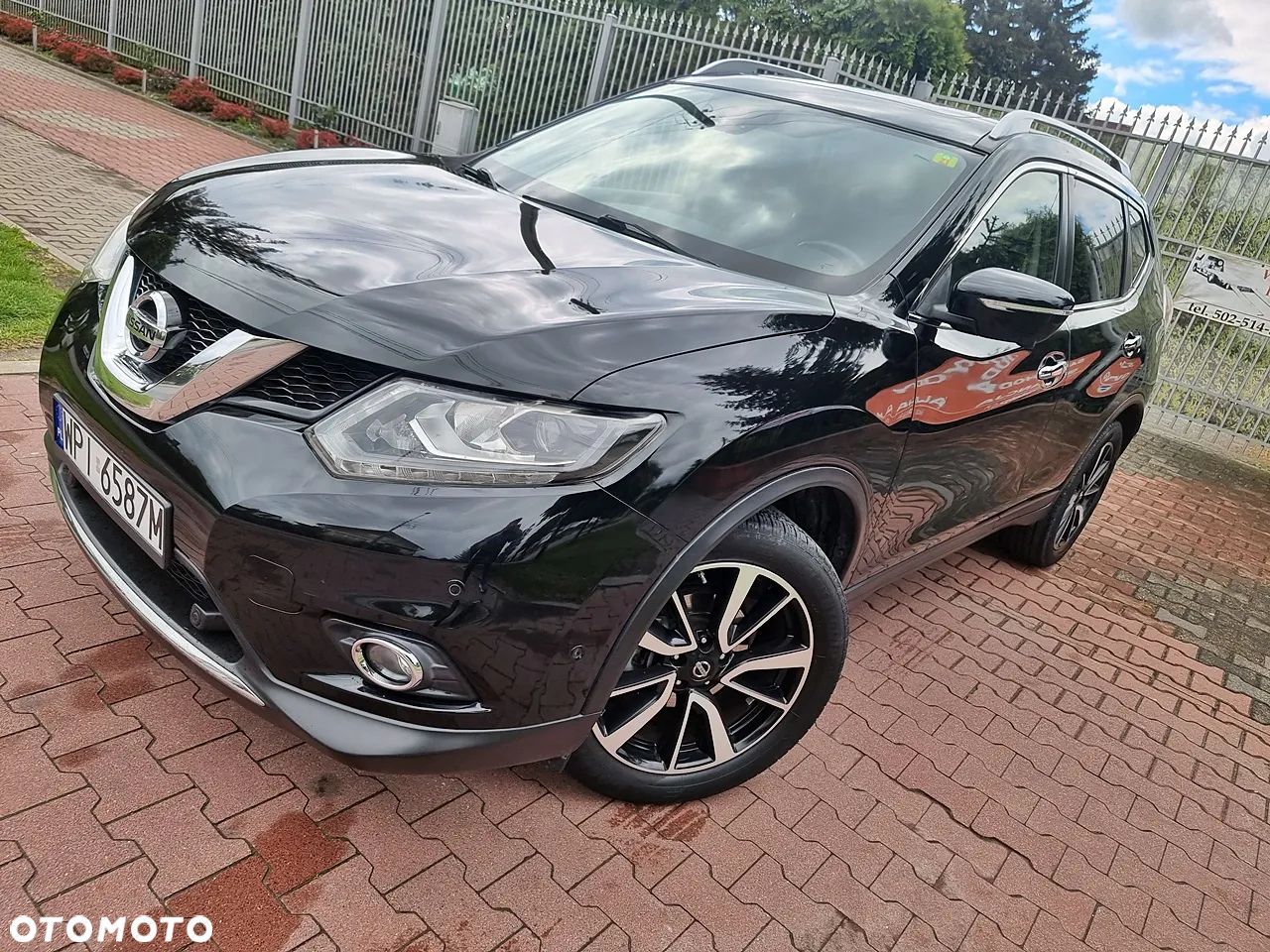 Nissan X-Trail 1.6 DIG-T Tekna 2WD - 1