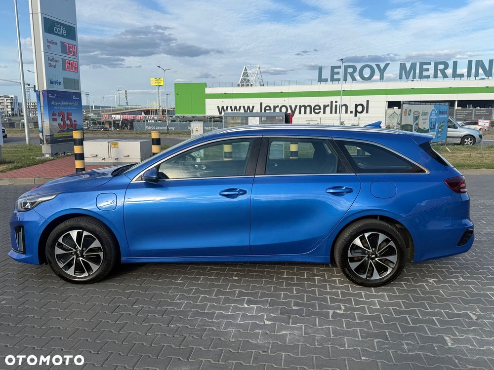 Kia Ceed 1.6 GDI PHEV L Business Line DCT - 3