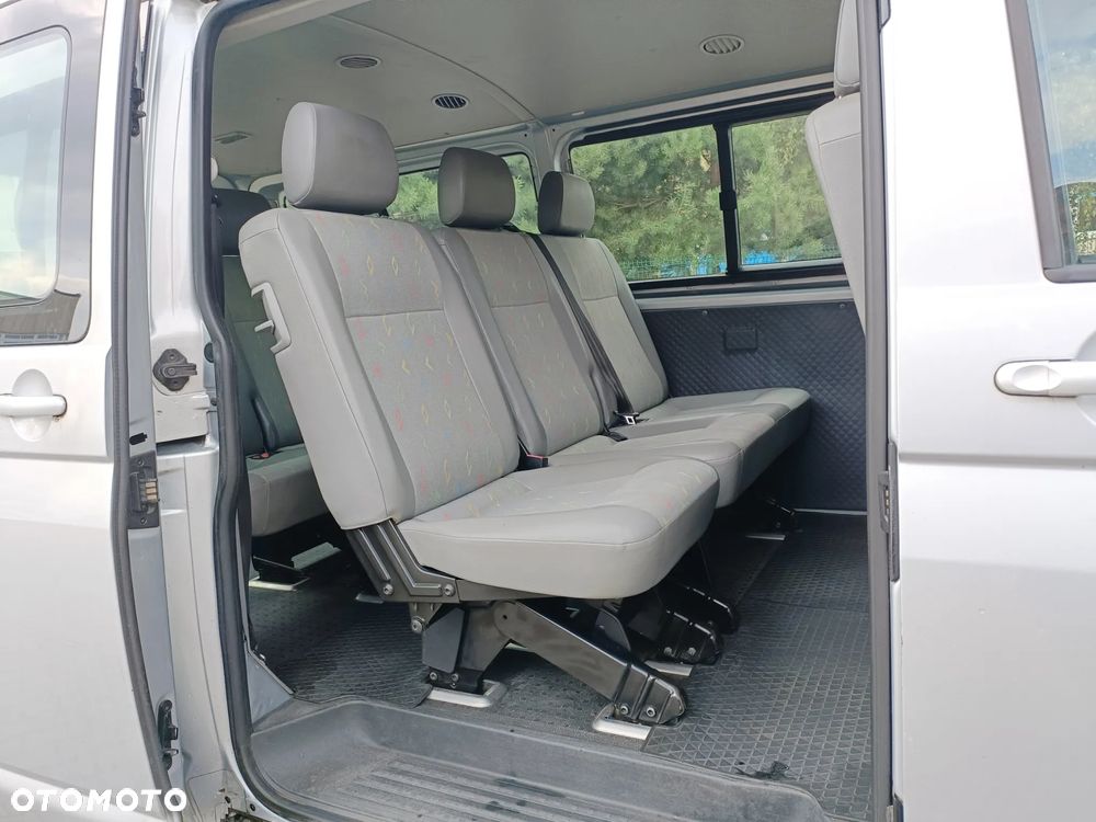 Volkswagen Transporter T5 TDI L2 - 8