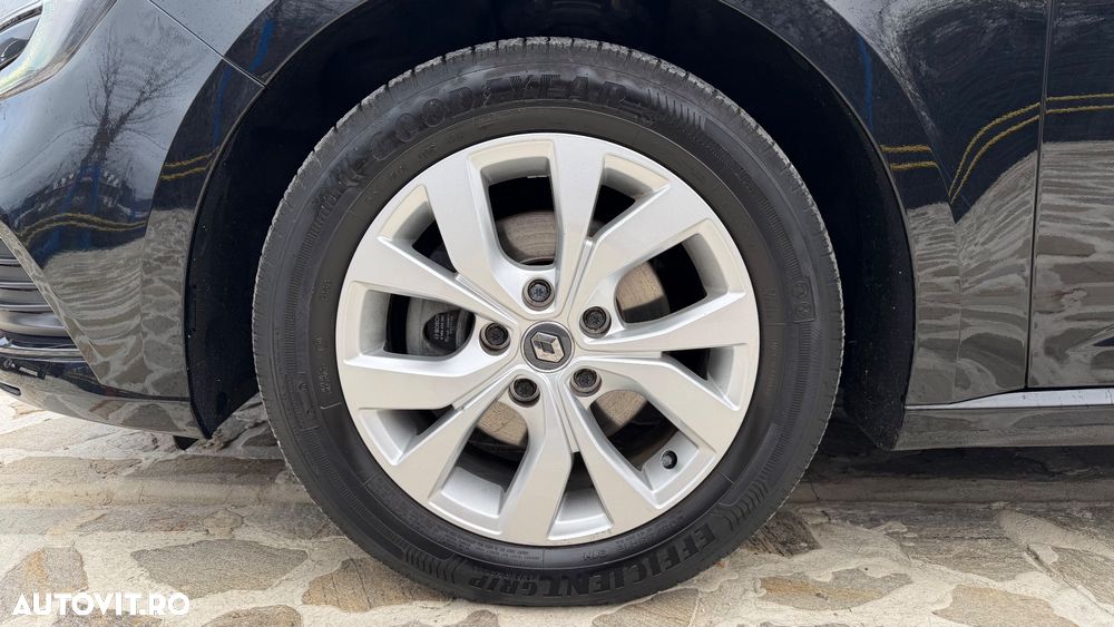 Renault Megane Grandtour TCe 140 GPF LIMITED - 23