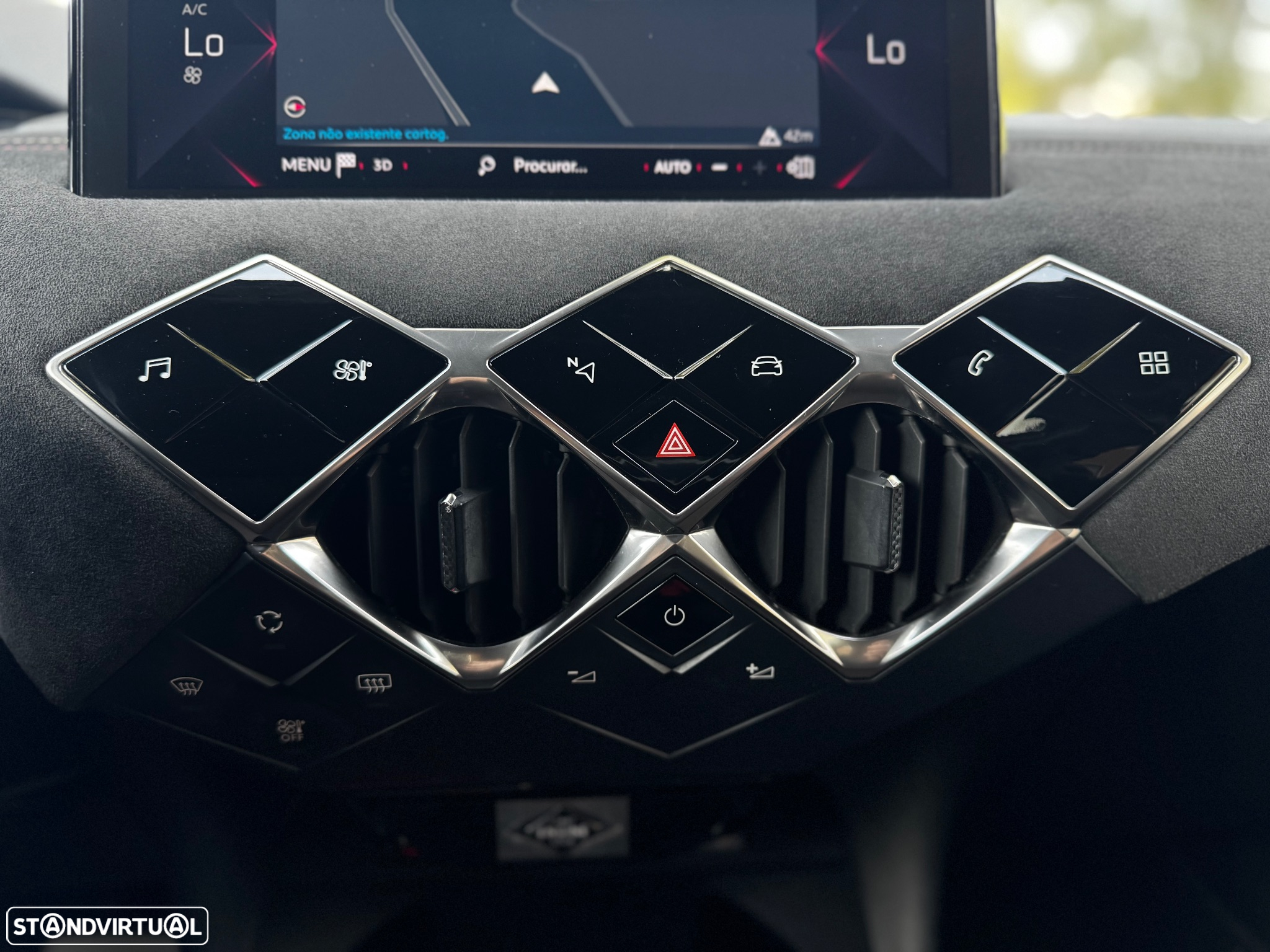 DS DS3 Crossback 1.5 BlueHDi Performance Line EAT8 - 24