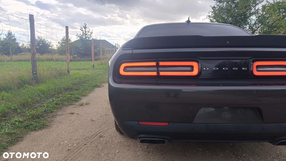 Dodge Challenger 5.7 R/T - 13