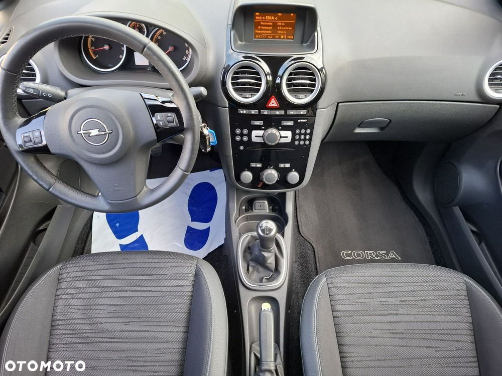 Opel Corsa 1.4 16V Energy - 13