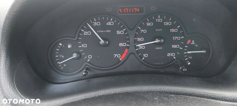 Peugeot 206 - 7