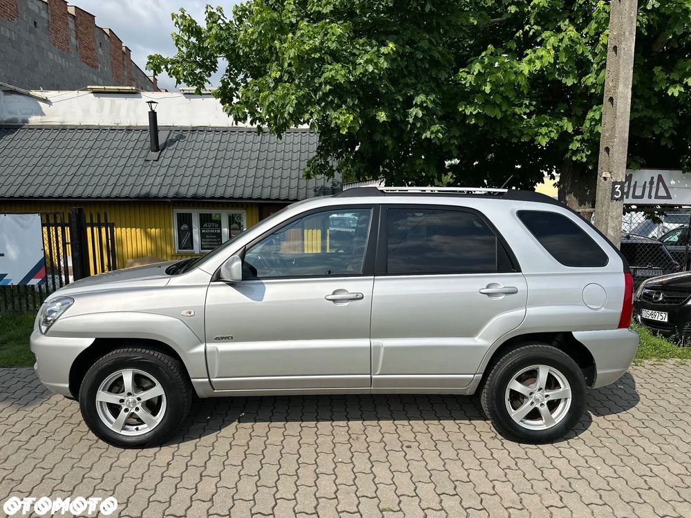 Kia Sportage 2.0 CRDI 4WD Cup - 8