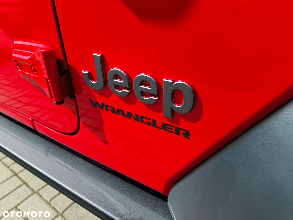 Jeep Wrangler Unlimited GME 2.0 Turbo Rubicon - 18