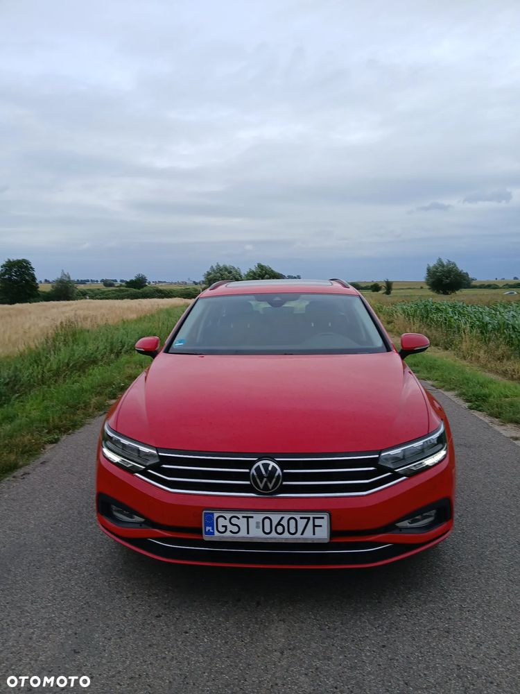 Volkswagen Passat - 2
