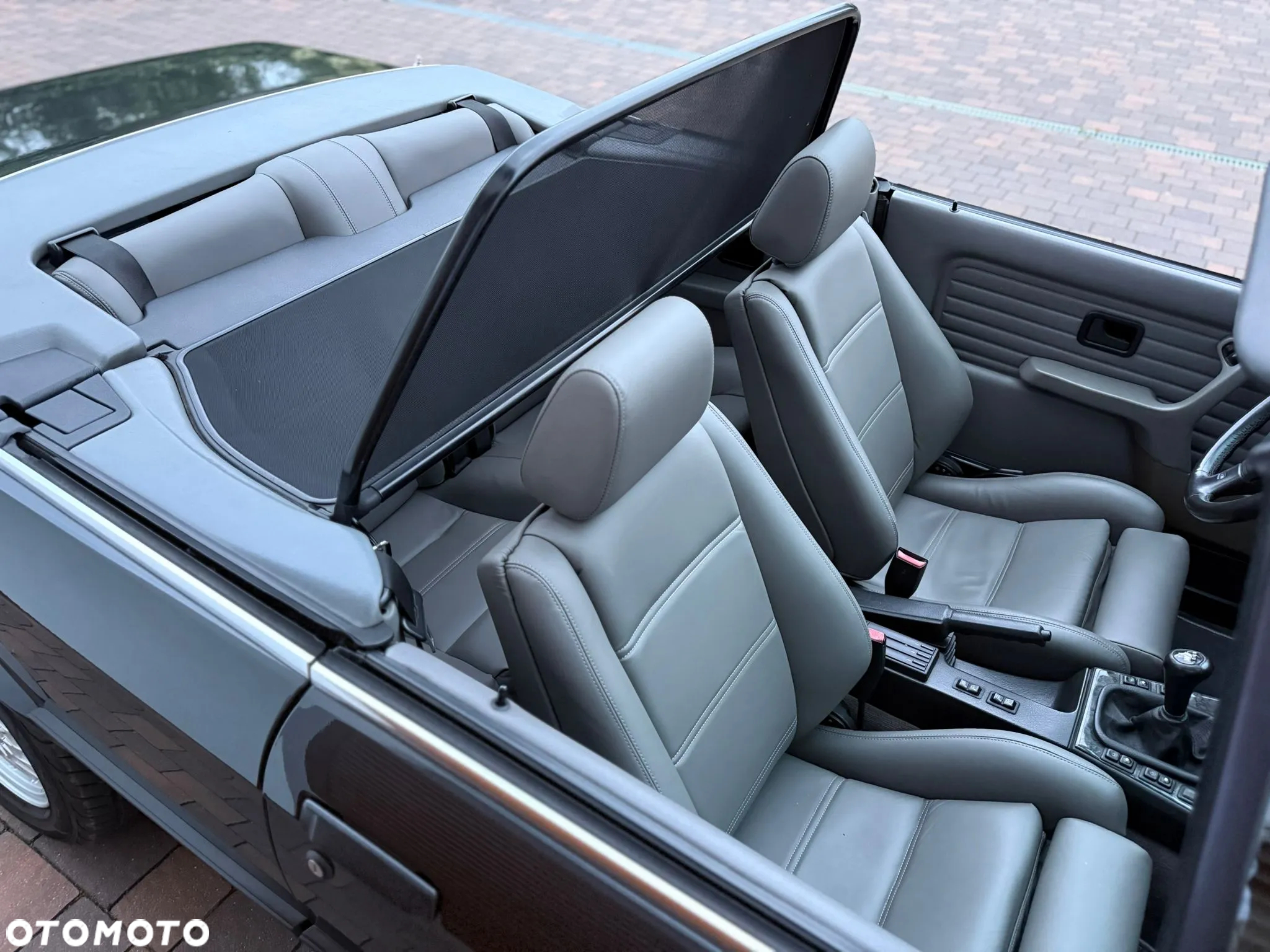 BMW Seria 3 325i - 20