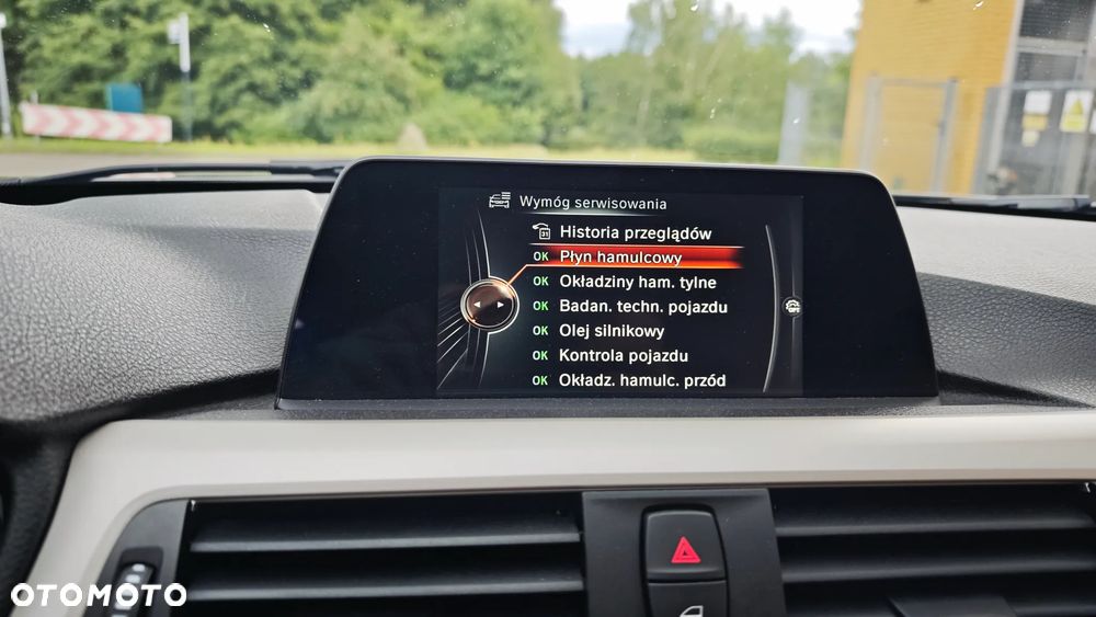 BMW Seria 3 320d DPF - 14