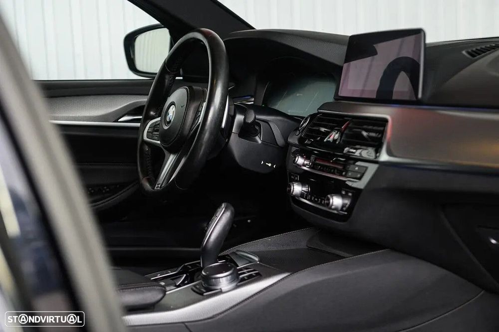 BMW 530 e iPerformance Pack M - 56