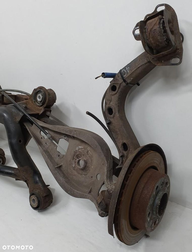 ZAWIESZENIE BELKA SANKI WÓZEK OŚ TYLNE TYŁ BMW 3 E46 - 3