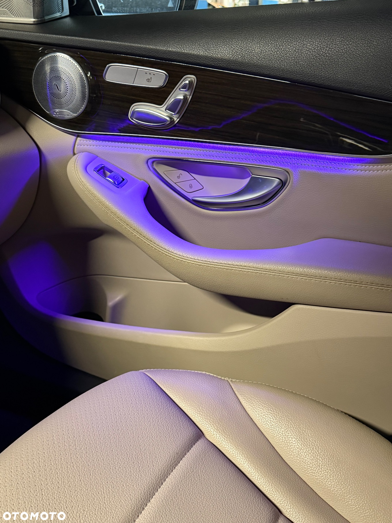 Mercedes-Benz Klasa C 300 7G-TRONIC - 13