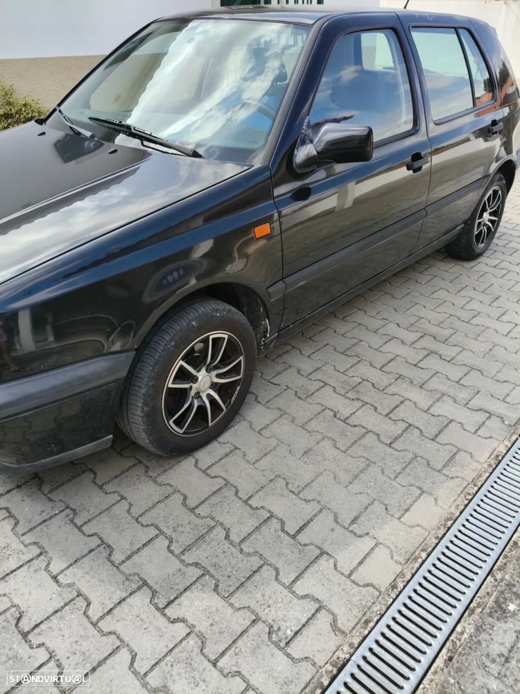 VW Golf - 4