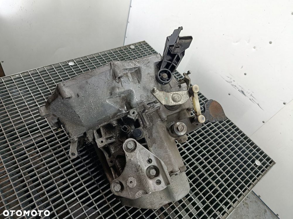 SKRZYNIA BIEGÓW MANUALNA 5 PEUGEOT 208 I 20CR14 1.2 VTI - 2