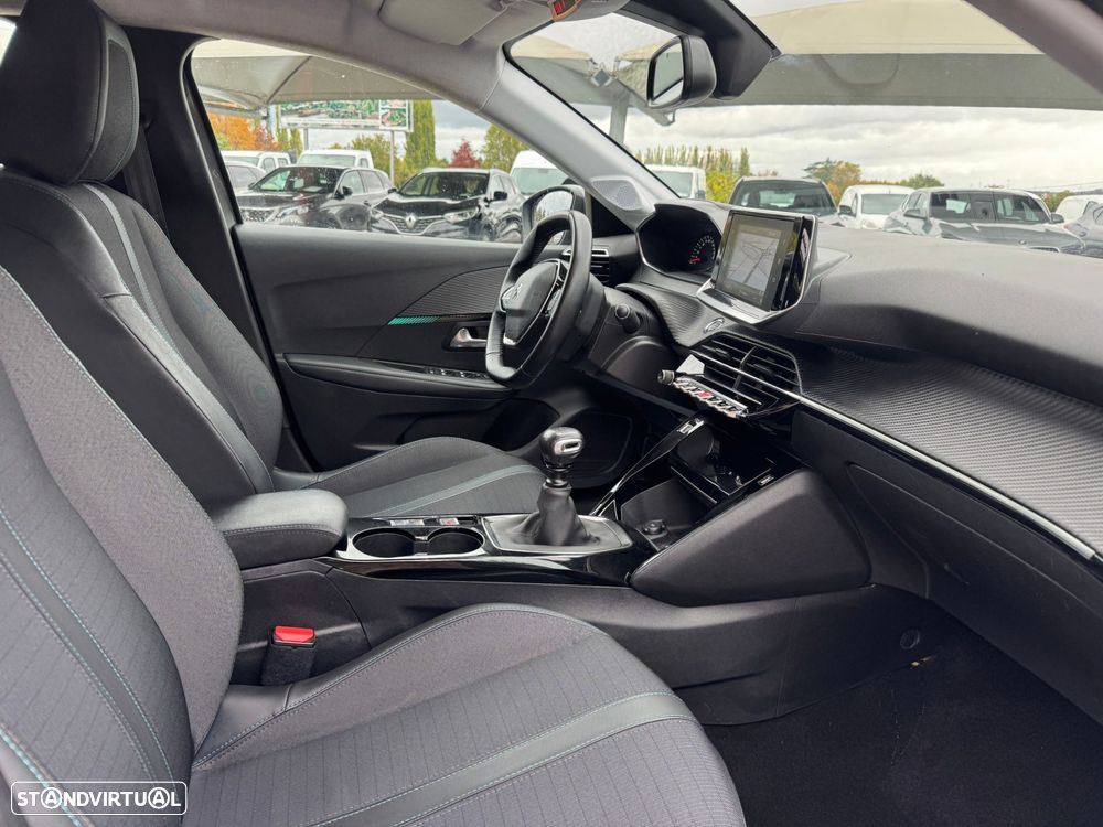 Peugeot 208 1.2 PureTech Allure - 11